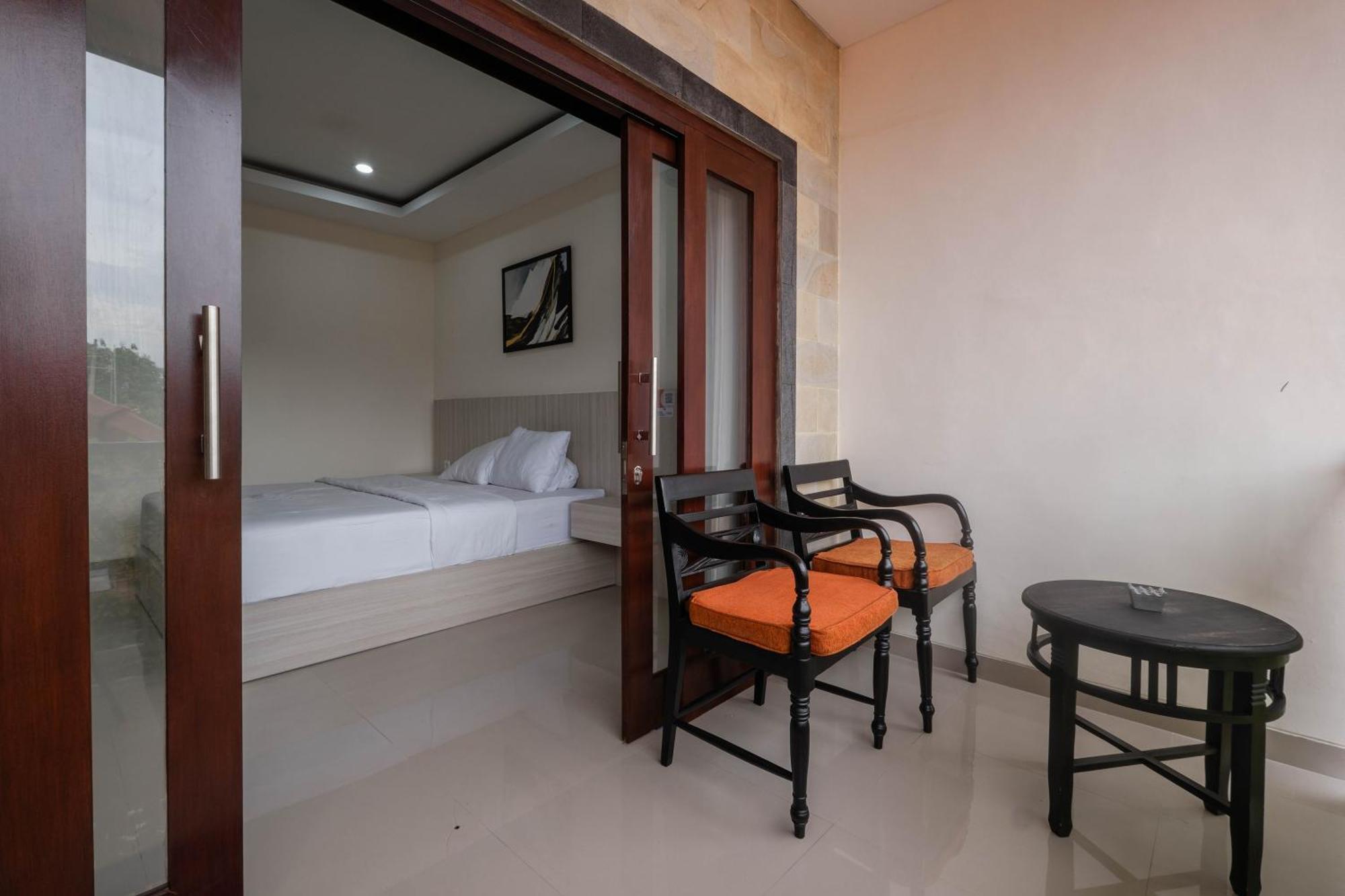 Puri Kasih Guest house *