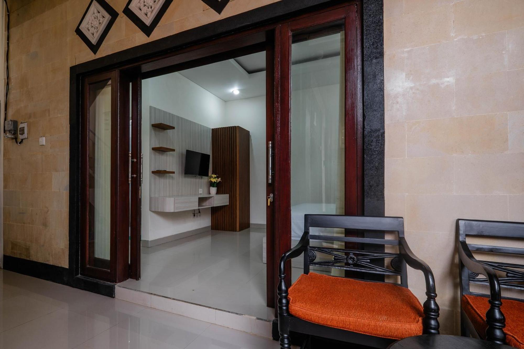 Guest house Puri Kasih *